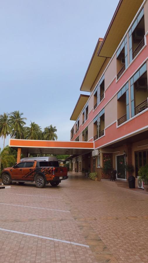 Sk Resort Pattaya Bang Lamung Exterior photo